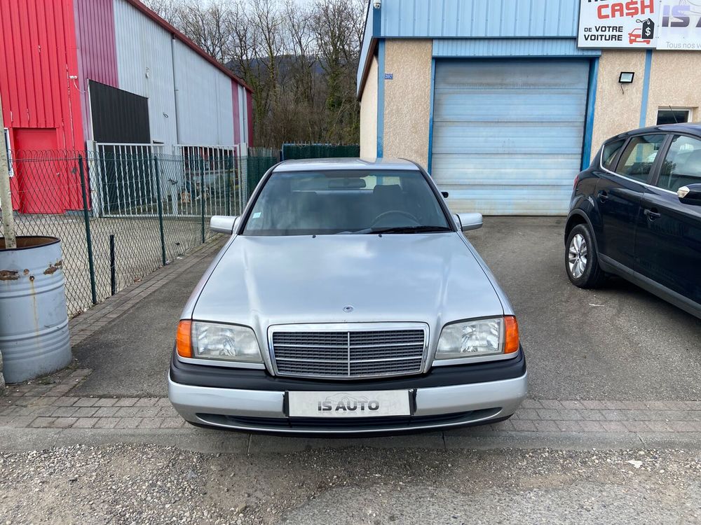 Classe C C180 El&eacute;gance 1994 occasion 01630 Saint-Genis-Pouilly