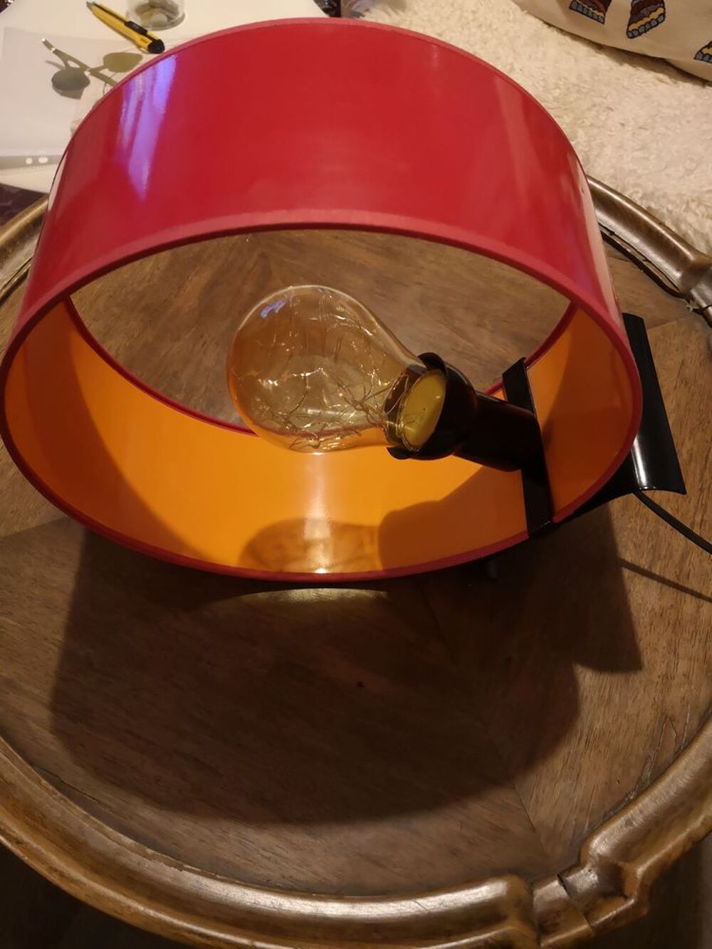 Lampe rouge Dcoration