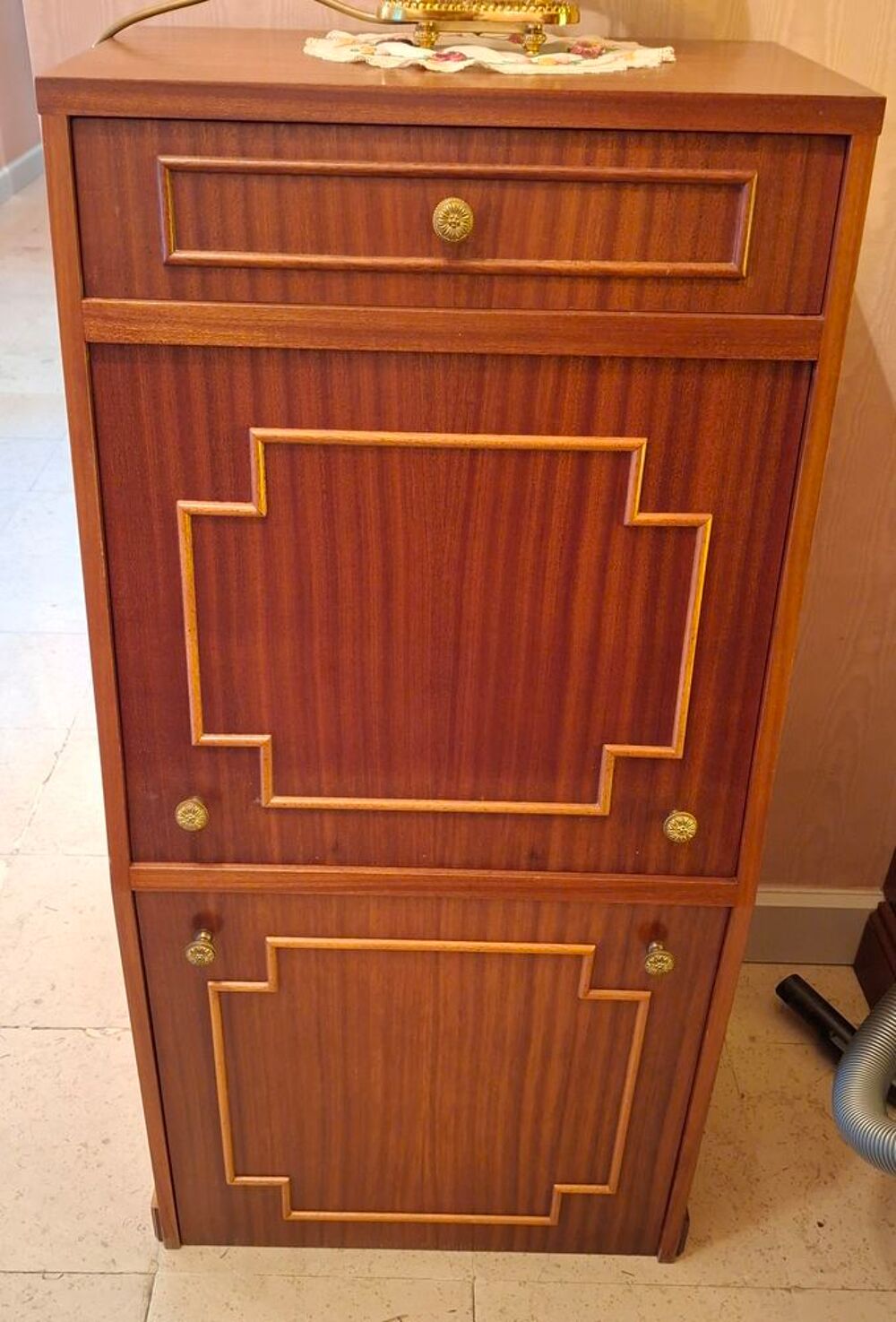 meuble t&eacute;l&eacute;phone en bois. Meubles