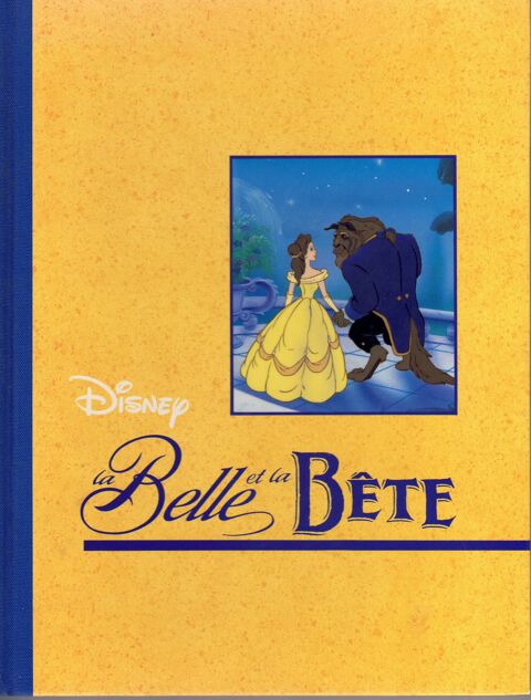 Livre broché ''La belle et la bete'' des éditions Hachette 7 Curzon (85)