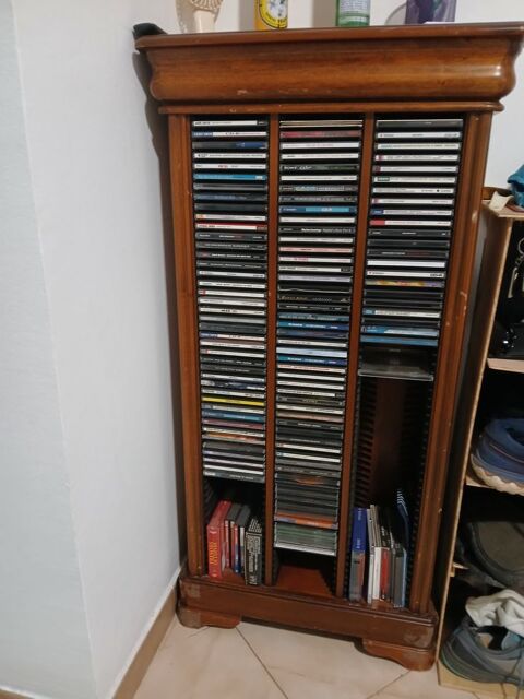 Meuble range cd 50 La R�union (97)