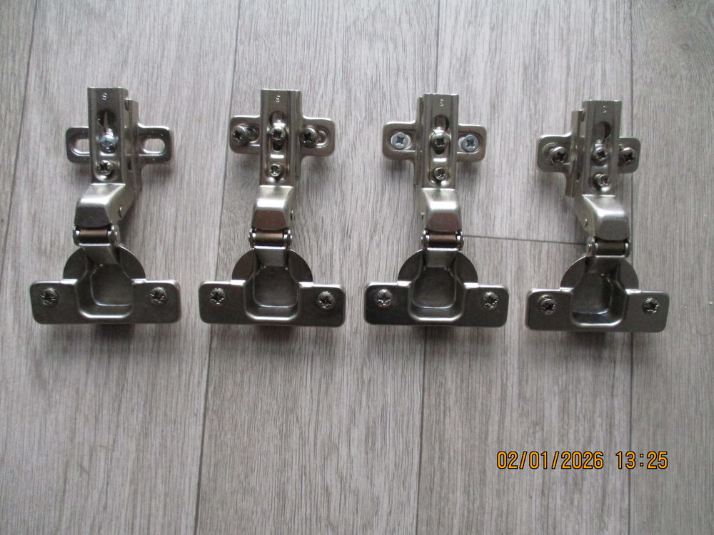 Charni&egrave;res pour meuble Bricolage
