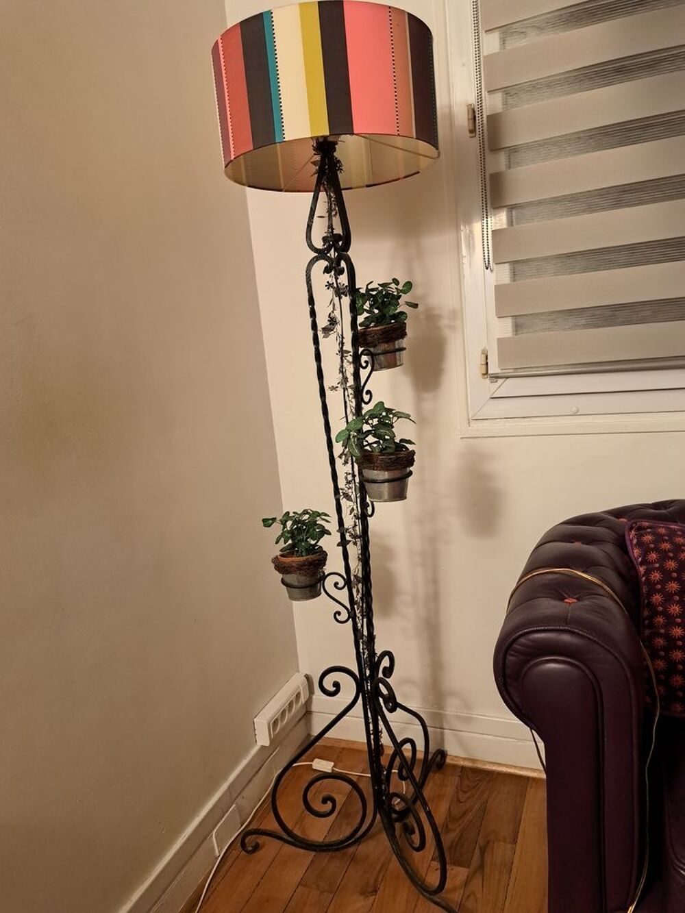 lampadaire en fer forg&eacute; Décoration