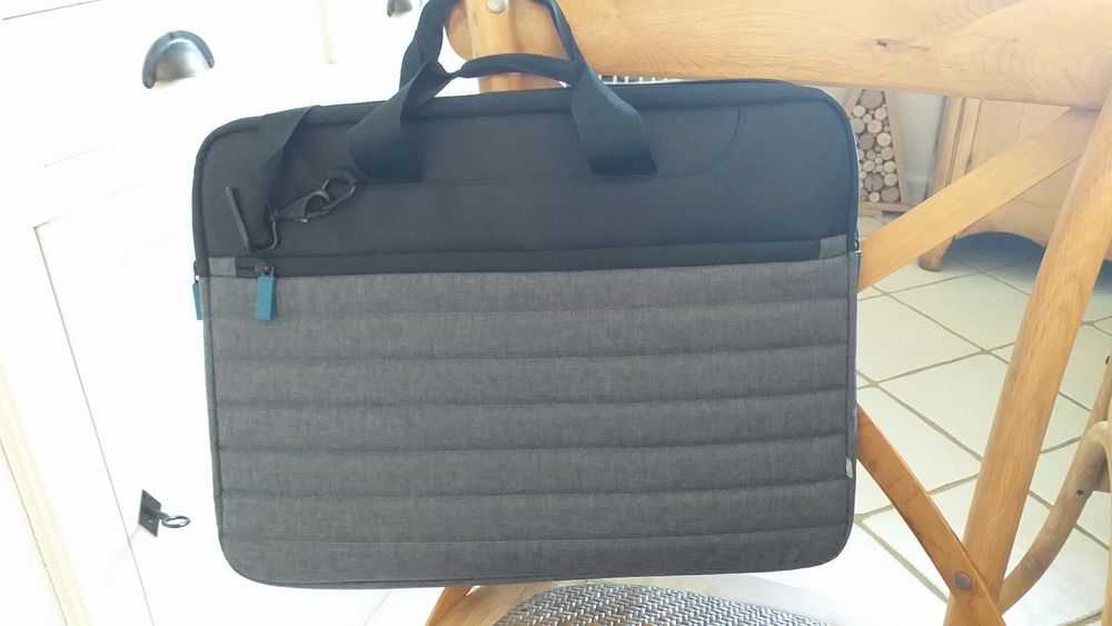 Ordinateur portable GAMER+ Windows Prof 11+Sacoche transport Matériel informatique