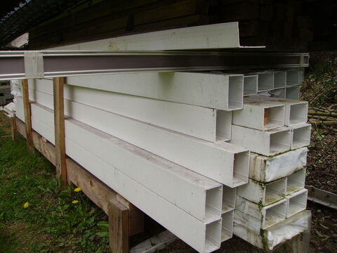 Poteaux  PVC blanc neuf 50/80/50 15 Florange (57)