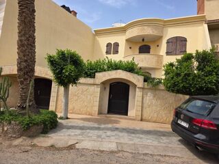  Villa à vendre 8 pièces 280 m² Taroudant, maroc