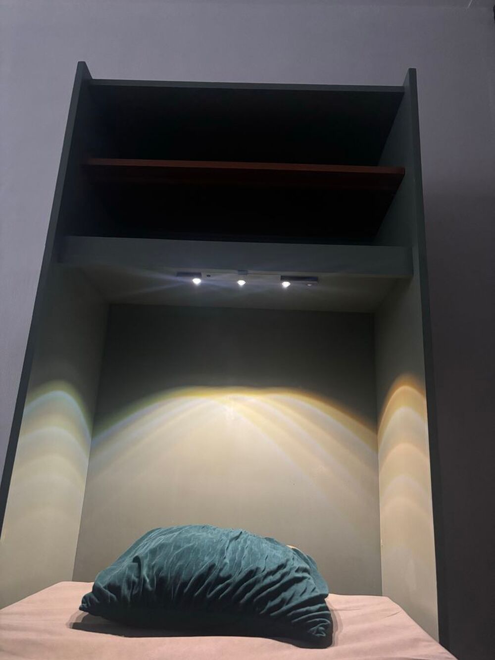 Lit escamotable / pliable avec bureau + matelas inclu Meubles