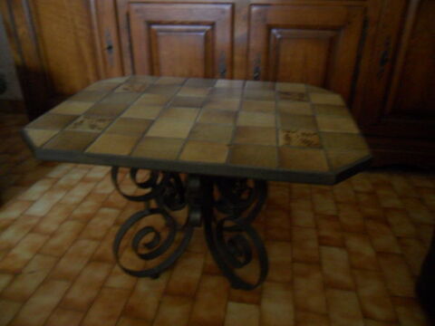 TABLE ARTISANALE EN FER FORGE 180 Am�lie-les-Bains-Palalda (66)
