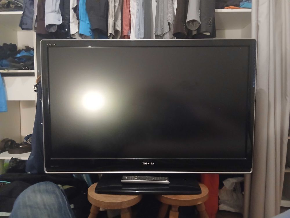 TV TOSHIBA 107 CM Photos/Video/TV