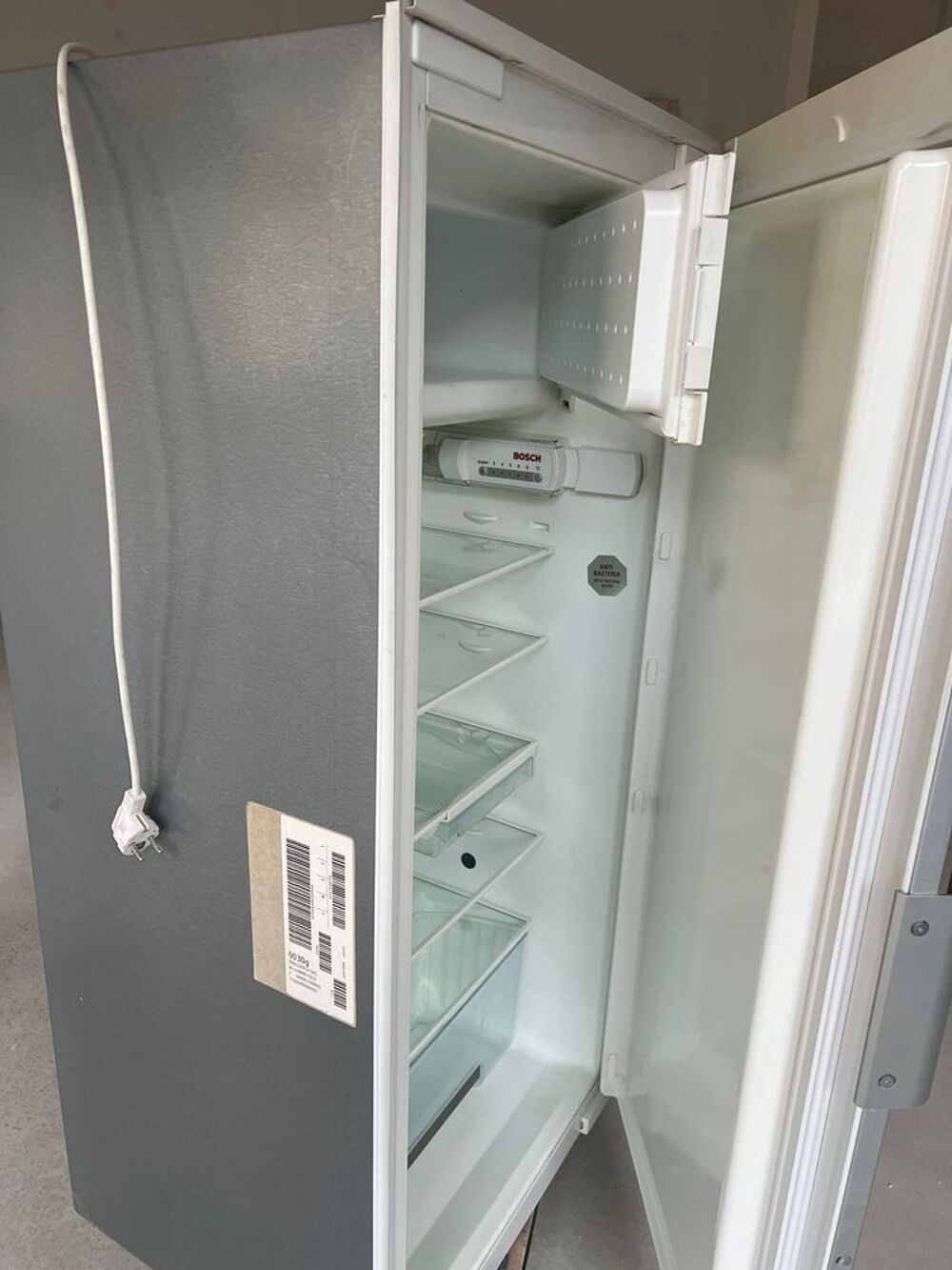 Lave vaisselle et refrig&eacute;rateur freezer Electrom�nager