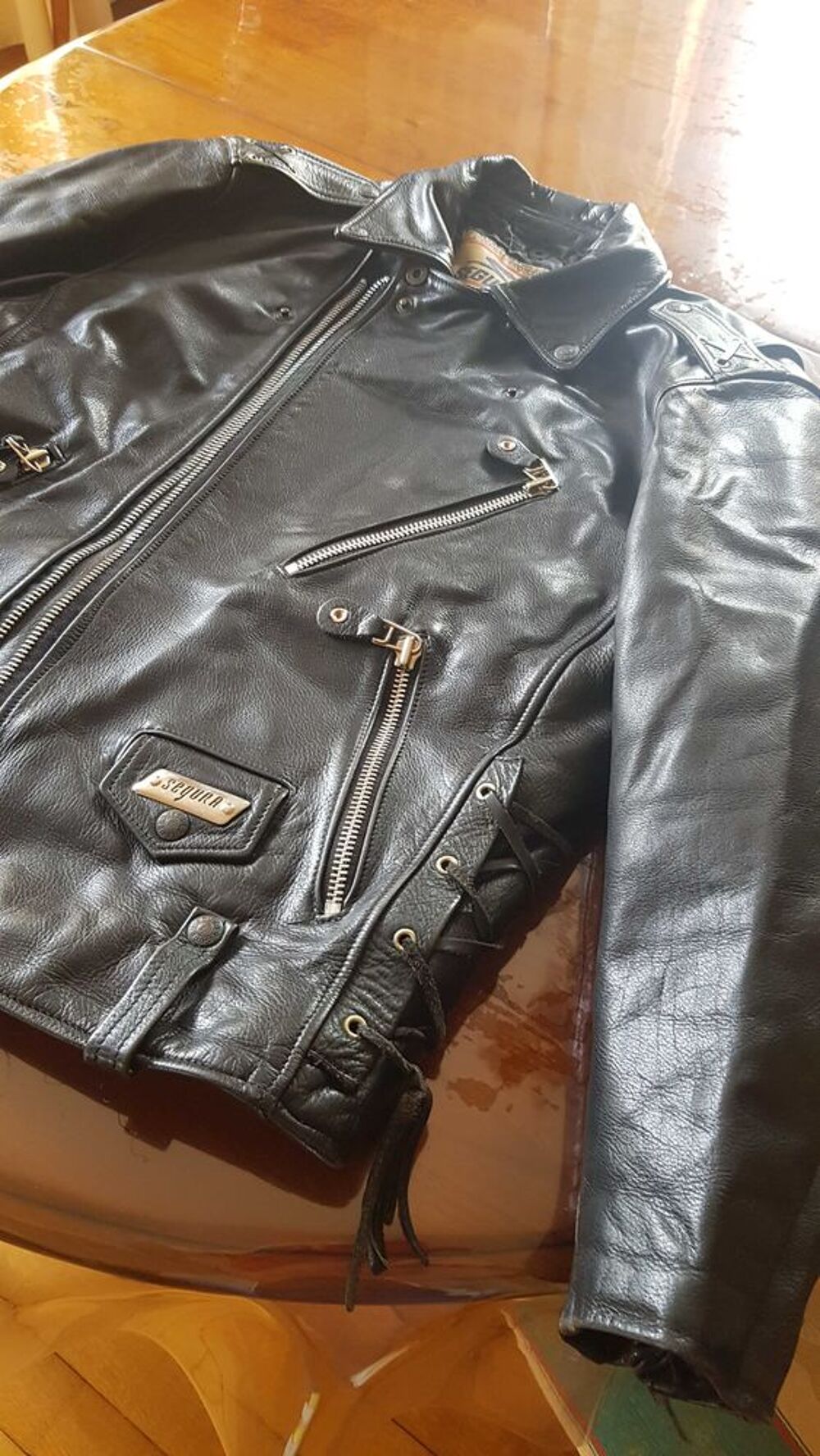 v&ecirc;tements cuir moto Vêtements
