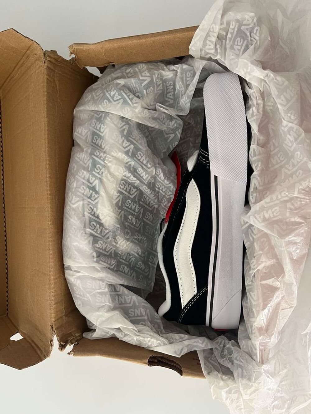 vans Knu Skool noir et blanc - pointure 38 Chaussures