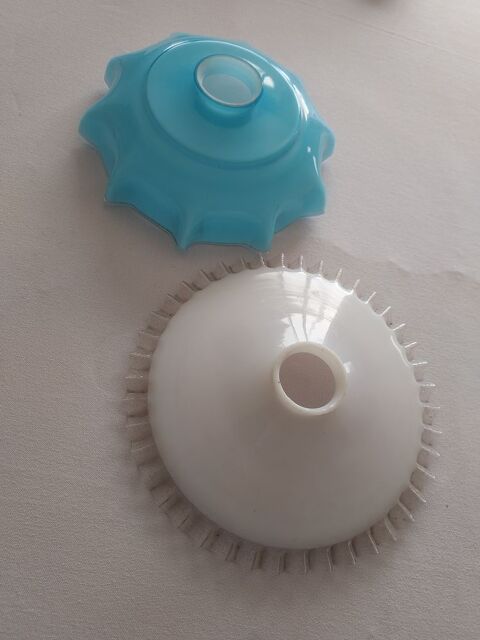 2 LAMPES MOUCHOIRS
10 Leers (59)