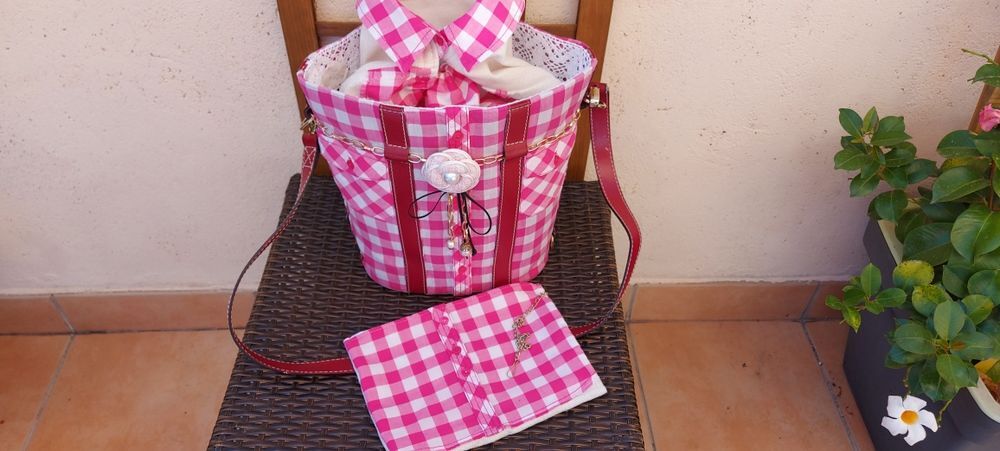 LANCEL X BARBIE X CHANE. sac cuir luxe France ReFashion r&eacute;actualis&eacute; fait main cr&eacute;ation unique unisexe vintage Maroquinerie