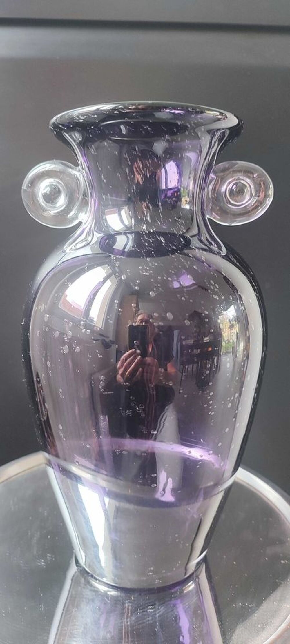 Vase italien vintage en verre d'art souffl&eacute; 
