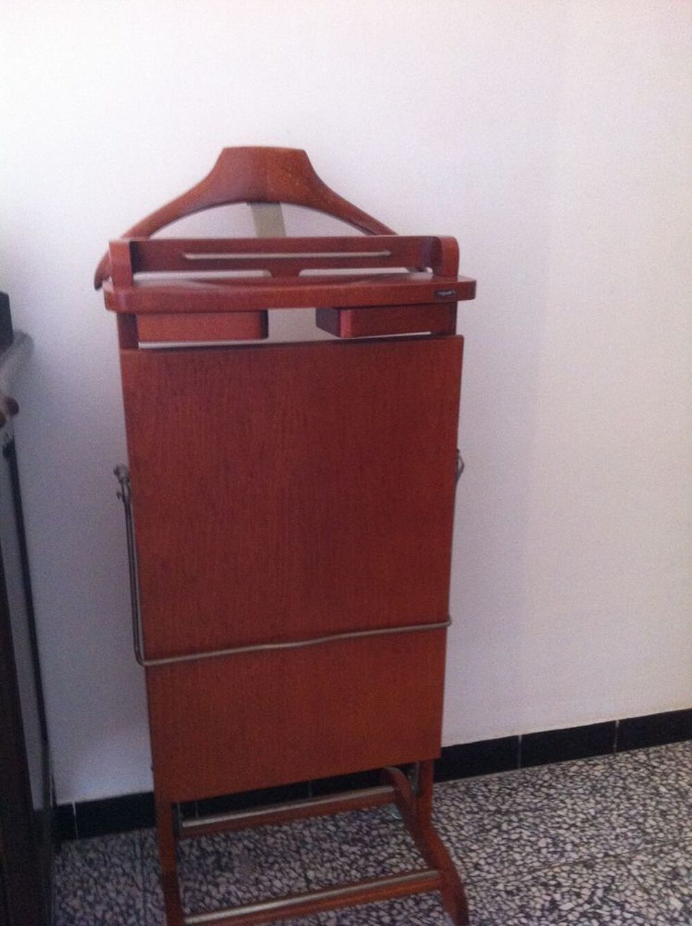 Recheche Valet de Chambre Fratelli Rugietti Meubles