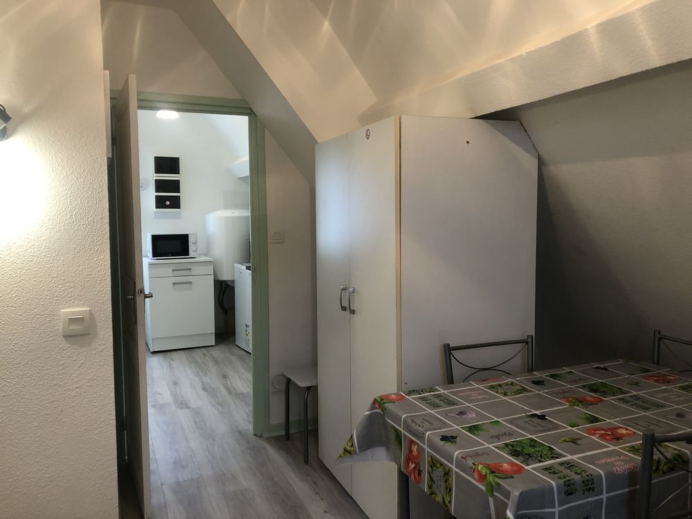   AX LES THERMES APPARTEMENT T2 MEUBLE ETAGE. ..1..2..3  Midi-Pyrénées, Ax-les-Thermes (09110)