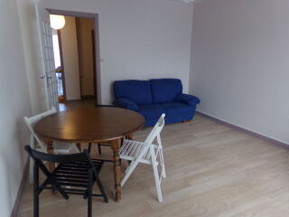  Appartement à louer 3 pièces 66 m²