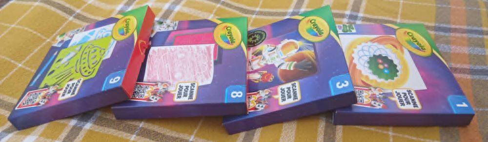 Lot de 4 Kits Cr&eacute;atifs " Crayola " Fabriqu&eacute; pour Mc Donald's Jeux / jouets