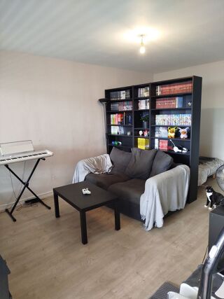  Appartement à louer 1 pièce 31 m² Nantes