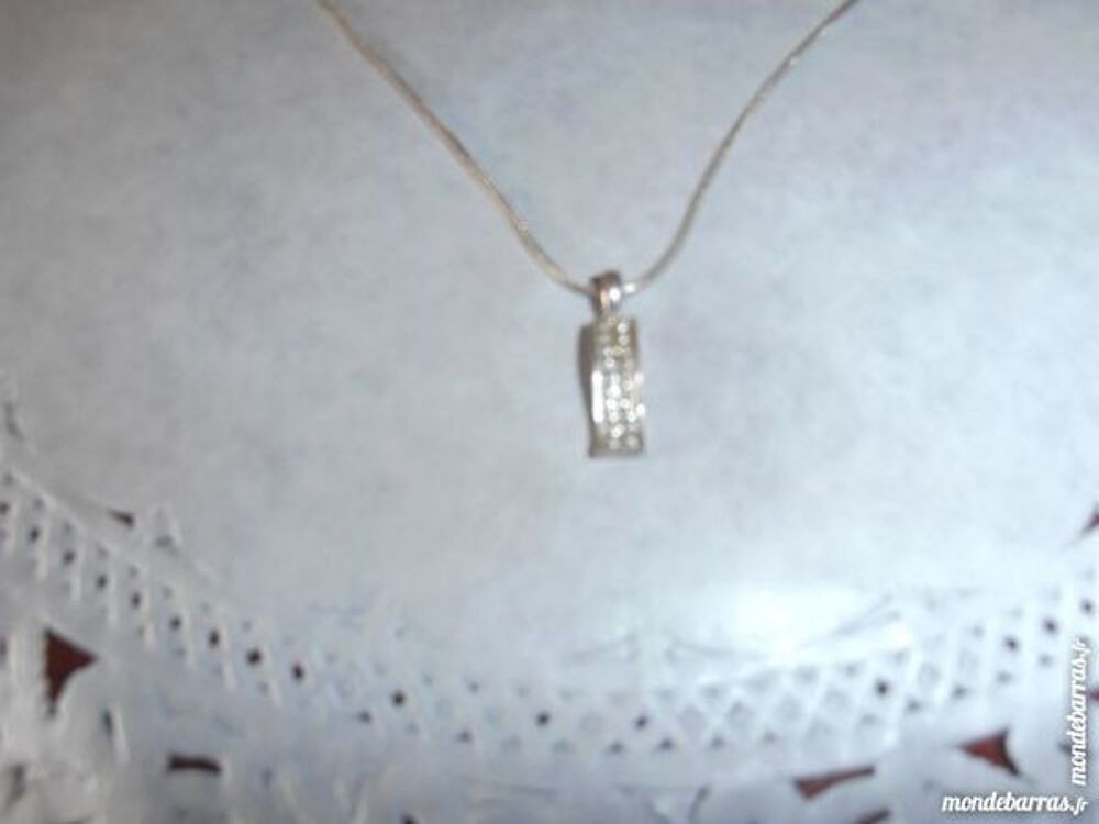 Ensemble martel&eacute; (28b) Bijoux et montres