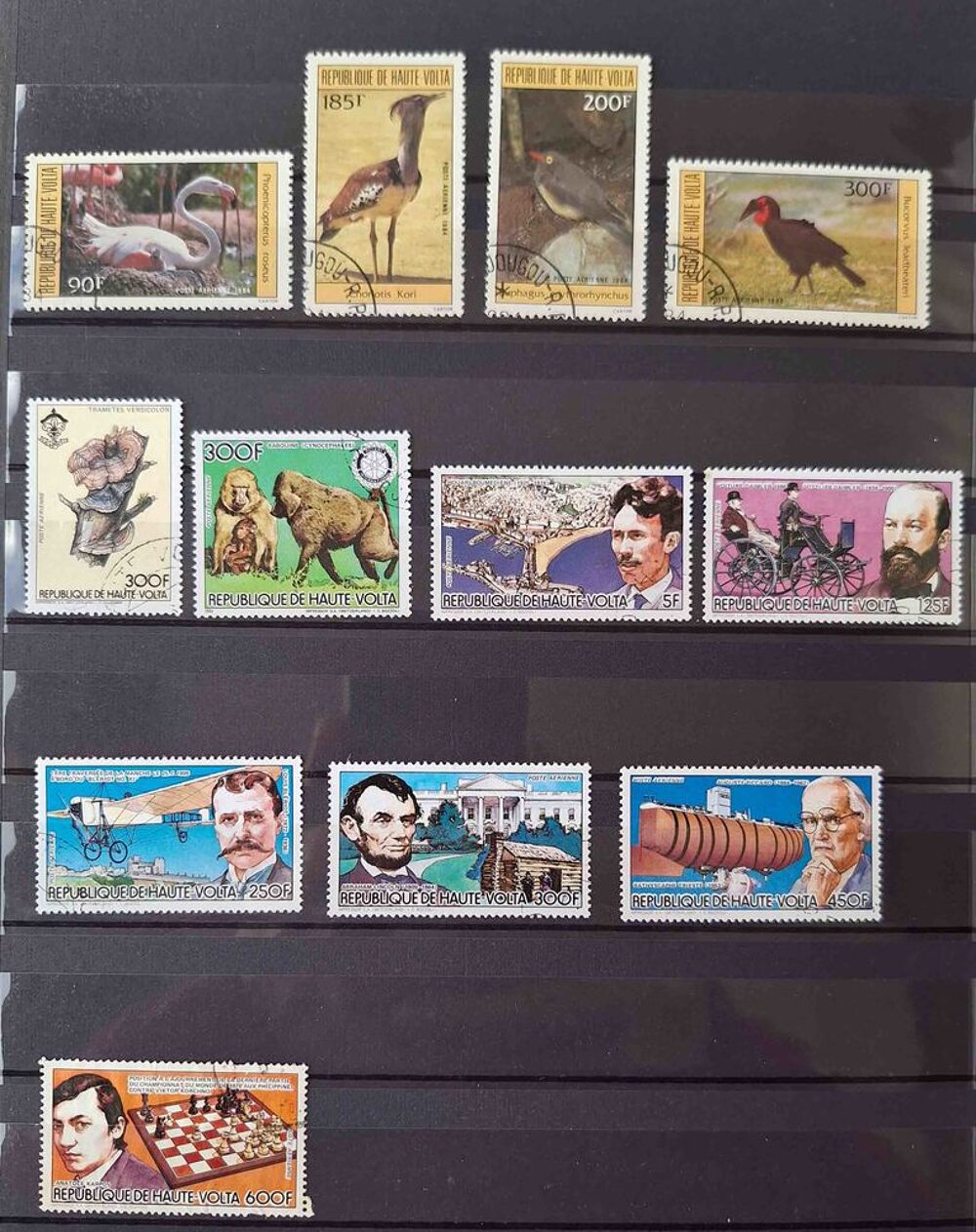 S&eacute;rie de timbres de collection de Haute-Volta bis 