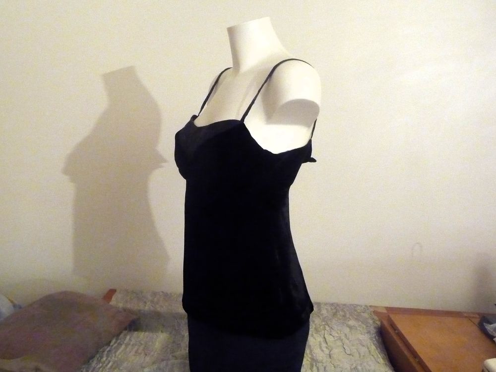 Top &agrave; Bretelles en Soie et Velours Noir- Helena Sorel Vêtements