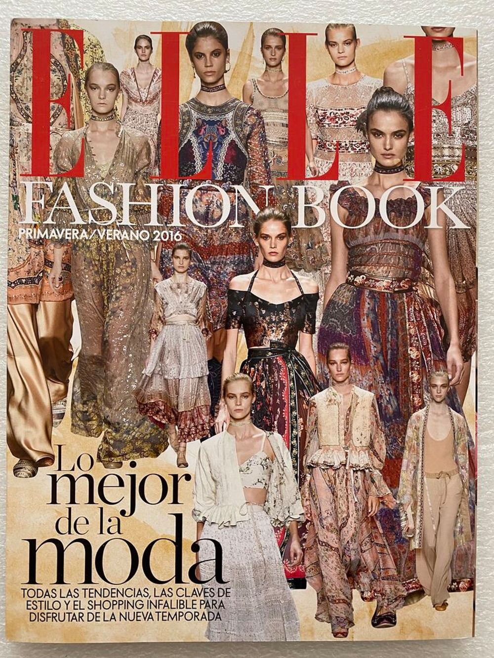 ELLE FASHION BOOK Primavera Verano 2016 VOL 15 neuf Livres et BD