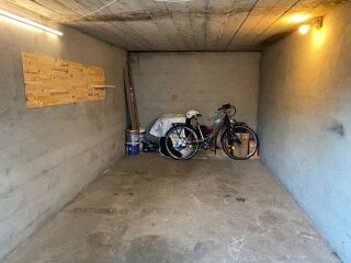  Parking / Garage à louer 17 m² Rumilly