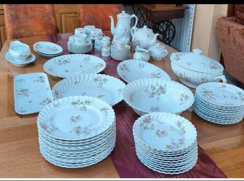 Service de vaisselle porcelaine HAVILLAND 550 Louhans (71)