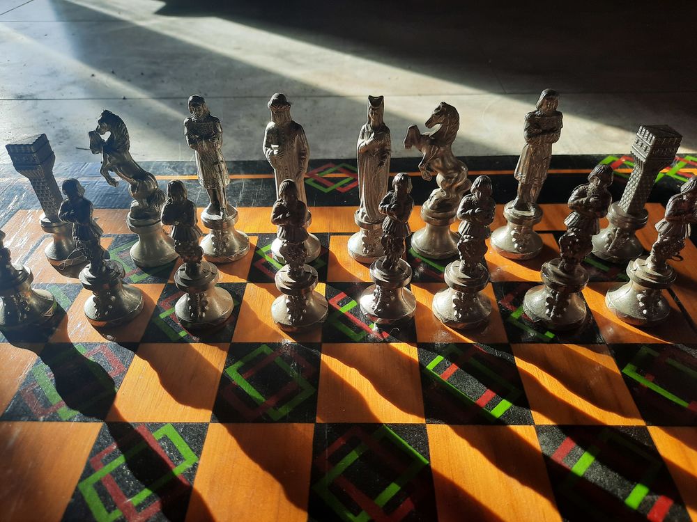 jeu d'echec rare Jeux / jouets