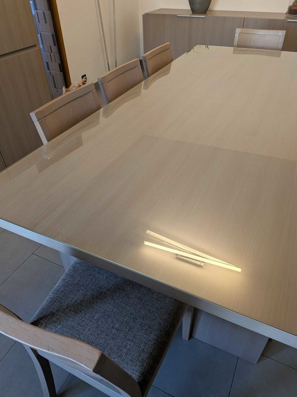 Salle &agrave; manger Meubles