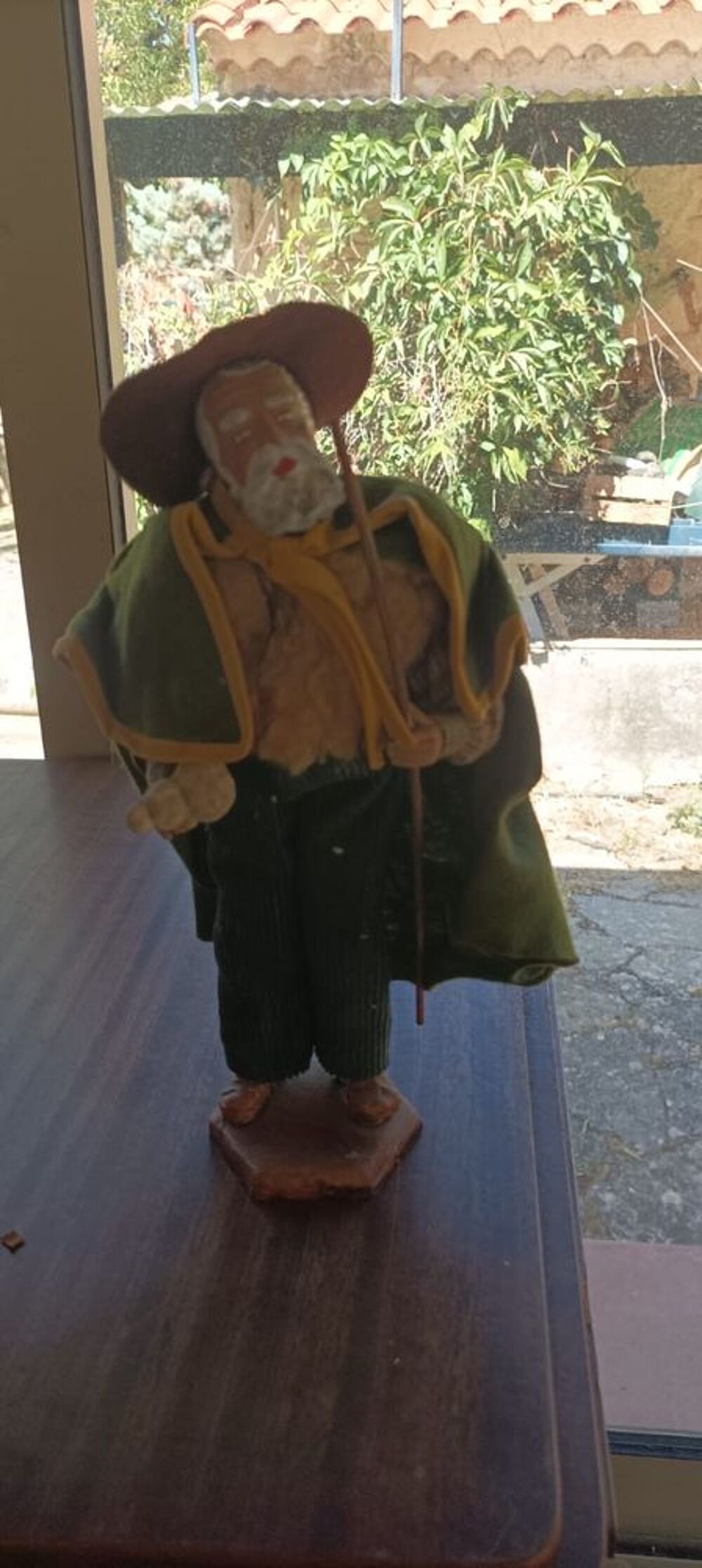 SANTONS DEVOUASSOUS en lot ou &agrave; l'unit&eacute; 
27 et 30 cm 