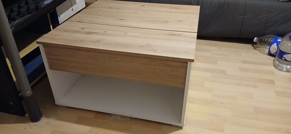 Table basse carr&eacute; avec plateau relevable Meubles