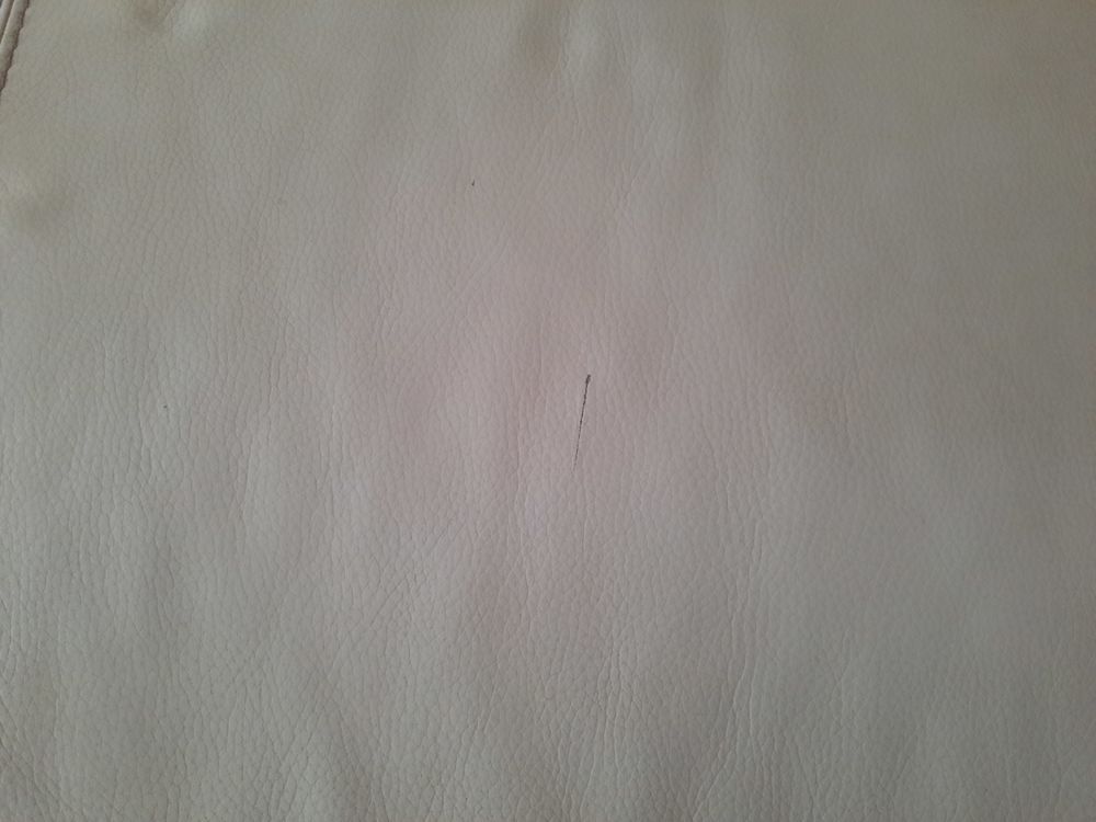 Dormeuse / m&eacute;ridienne en cuir Meubles