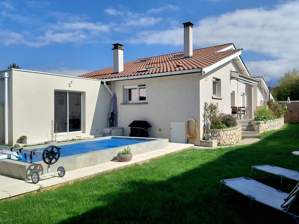 Vente Maison MAISON DE 7 PIECES ET 179 M�, HAUTE JARRIE Jarrie