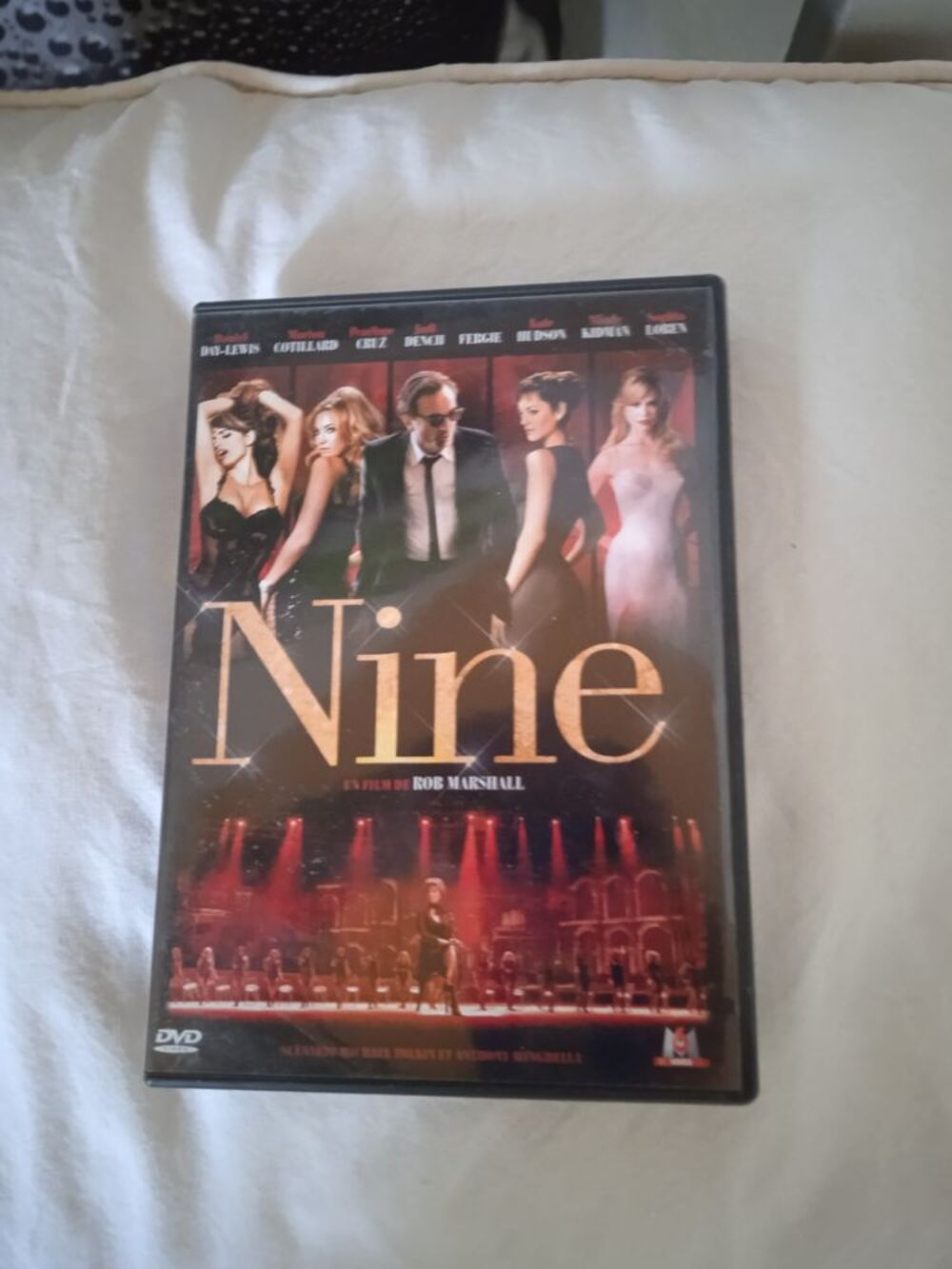 DVD Nine
2009
Excellent &eacute;tat
En Fran&ccedil;ais
Multi langue
+Bo DVD et blu-ray