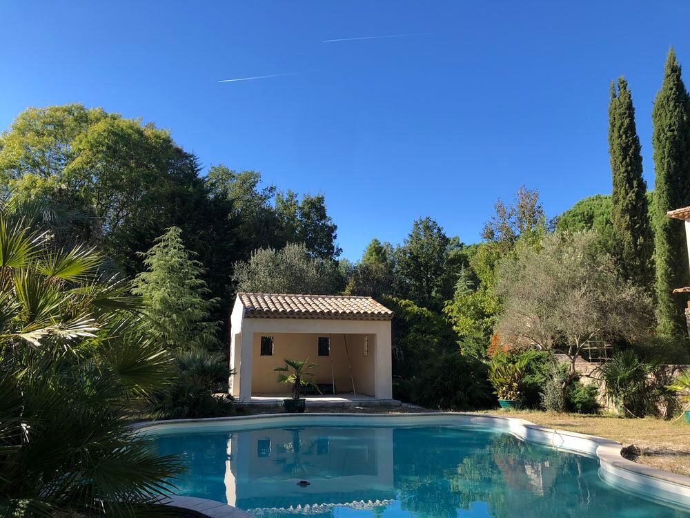 Vente Villa Spacieuse et lumineuse bastide provençale de 185 m2 Bagnols-en-forêt