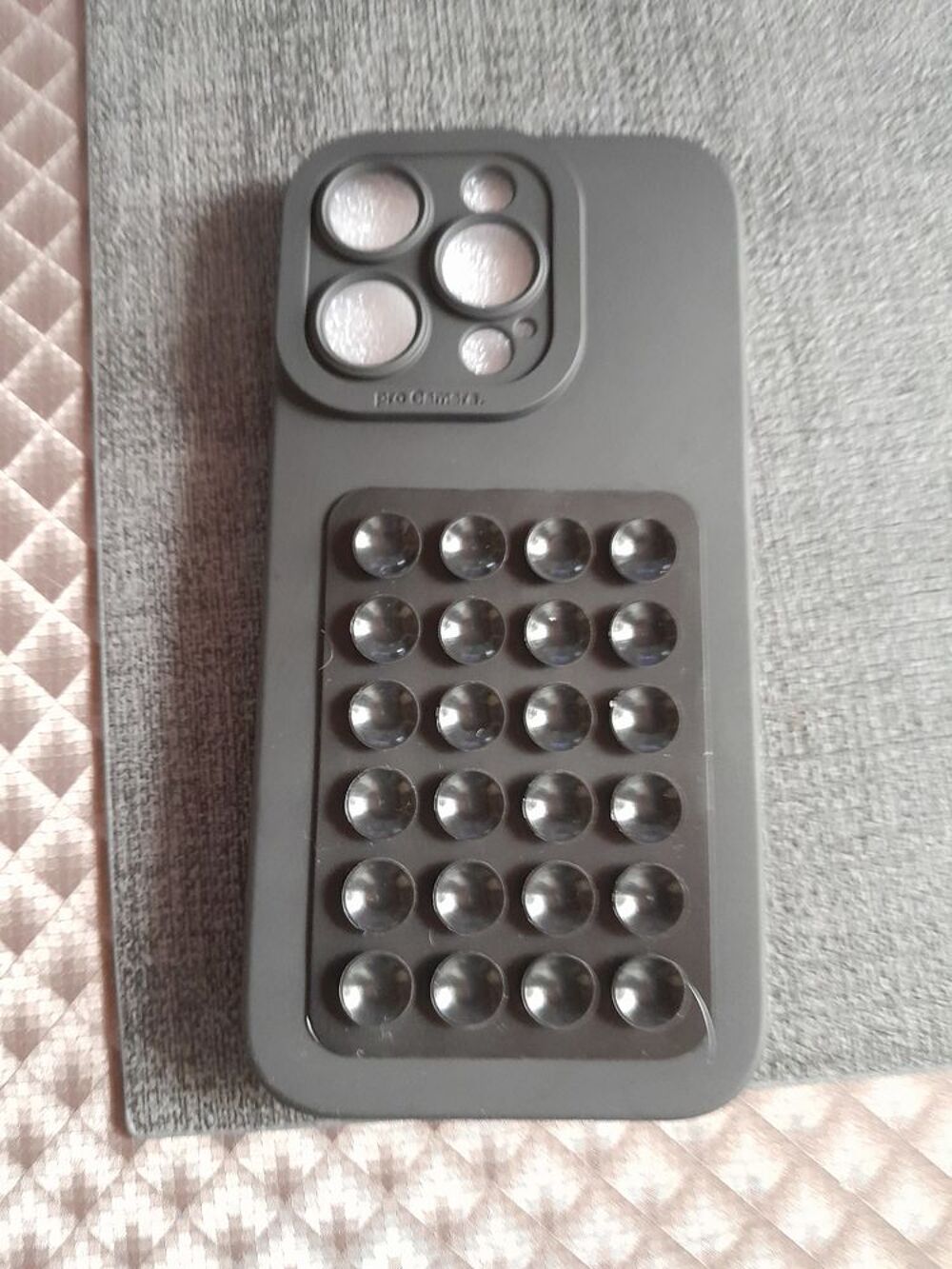 Coque telephone iPhone 14 pro neuf Téléphones et tablettes