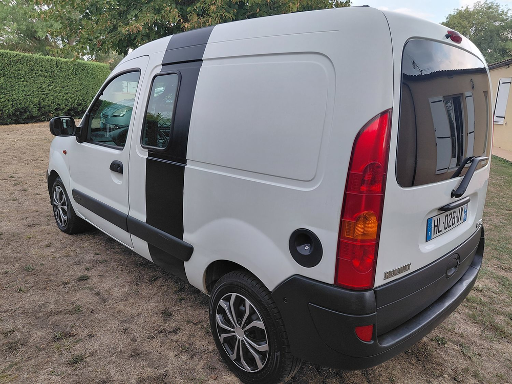 Kangoo Express KANGOO EXPRESS 1.5 DCI 75 E6 CONFORT 2005 occasion 17150 Petit Niort