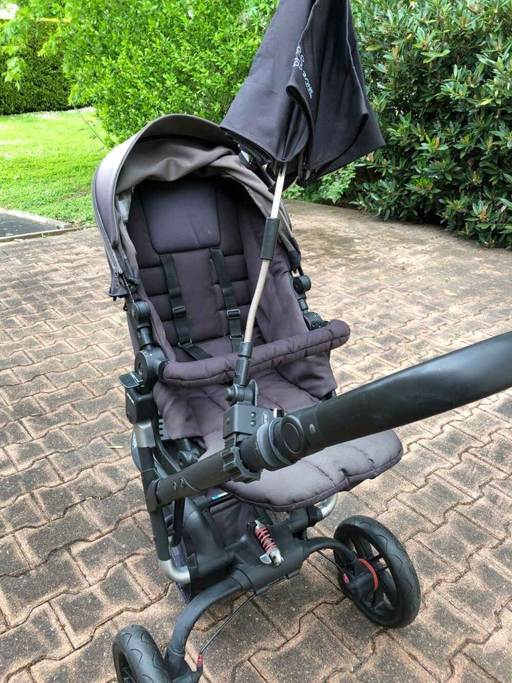 Poussette 3 en 1 Pu�riculture