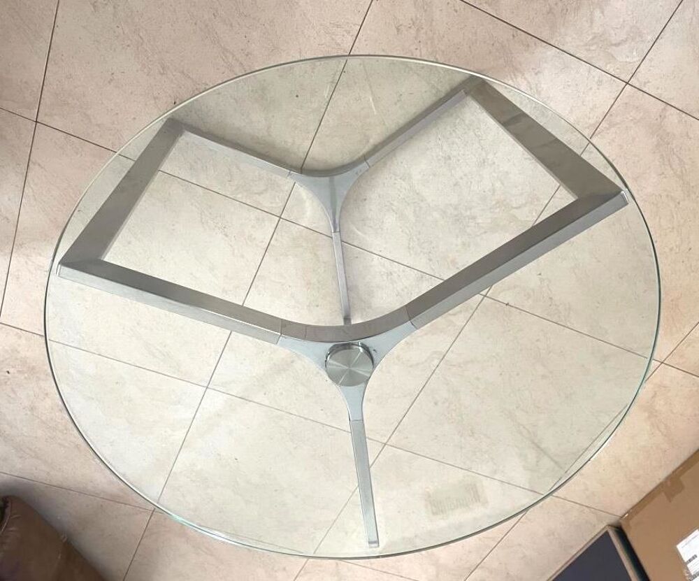 Table basse Plateau tournant d'un geste du doigt verre tremp Meubles