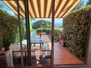  Appartement � vendre 1 pi�ce 27 m� Saint-rapha�l