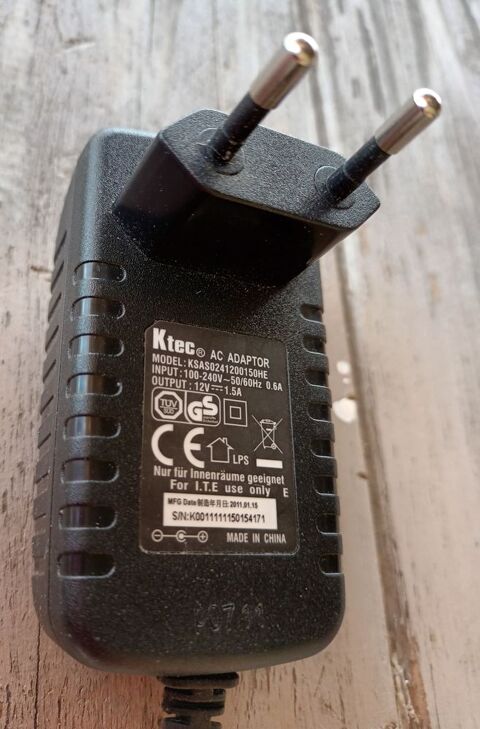 2 transformateurs de tension (1,5 A) 20 Romagnieu (38)