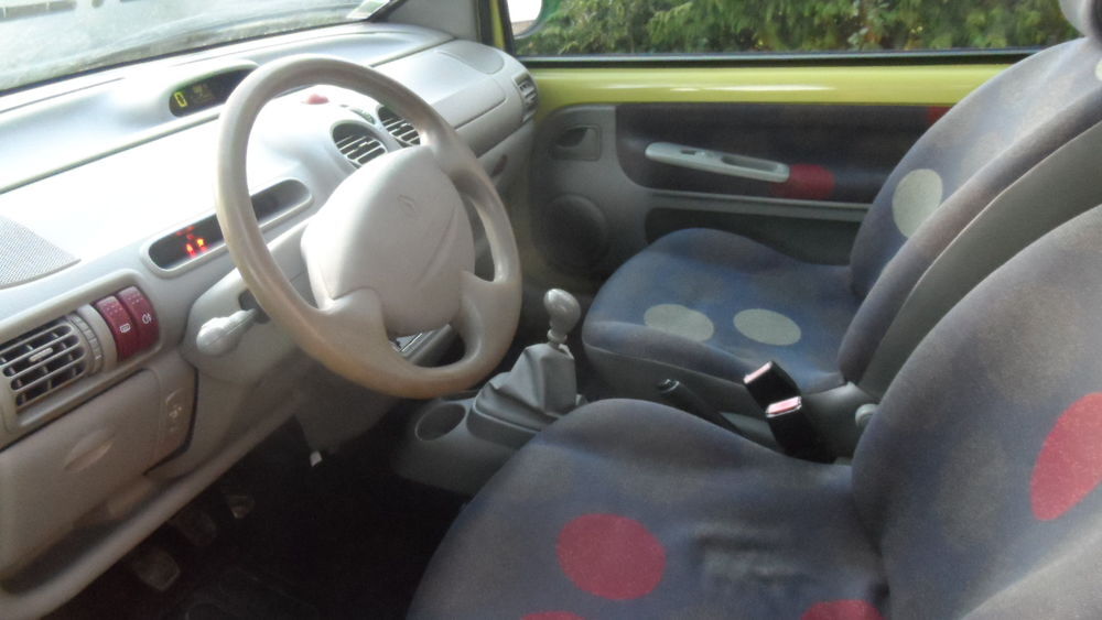 Twingo 1.2i 2000 occasion 88230 Fraize