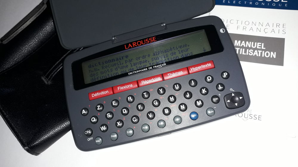 Dictionnaire de Fran&ccedil;ais Larousse Eurotronics
Matériel informatique