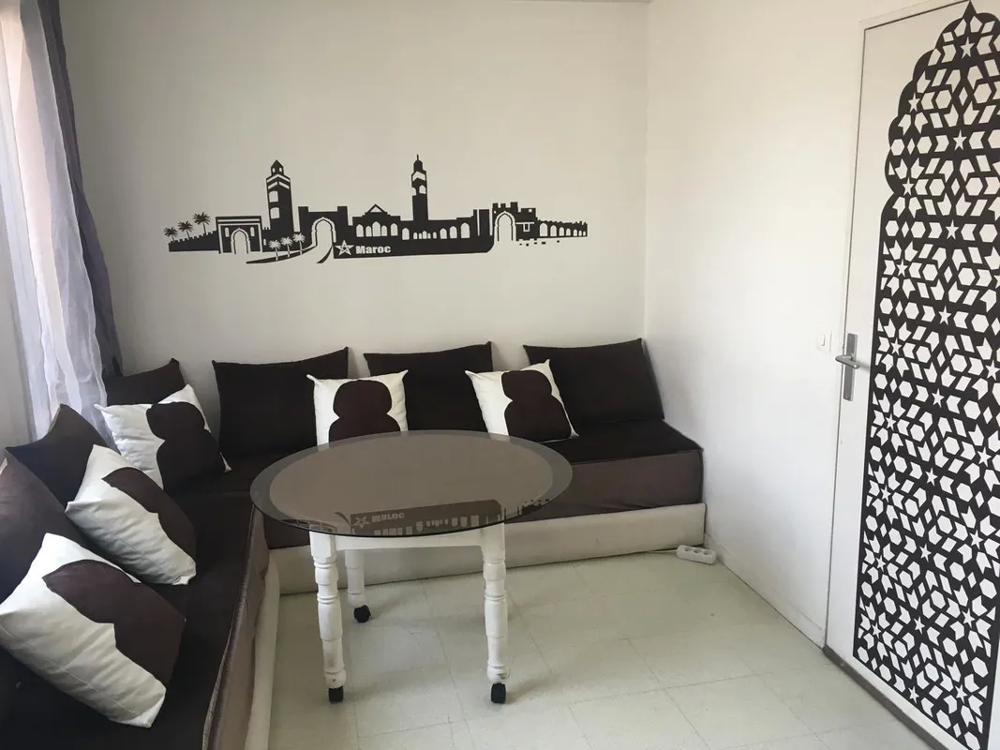 sedari marron et blanc Faire offre Meubles