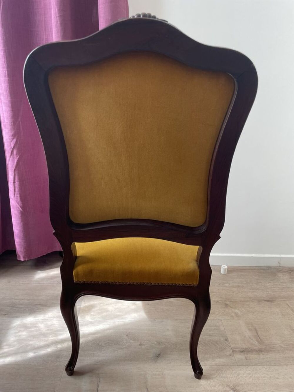 Fauteuil Louis XV en Palissandre Jaune Velours Meubles