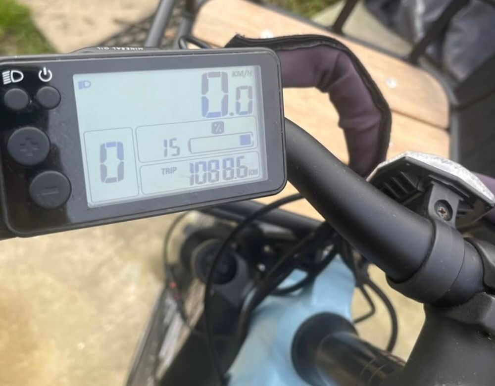 V&eacute;lo cargo &eacute;lectrique d&eacute;cathlon Vélos