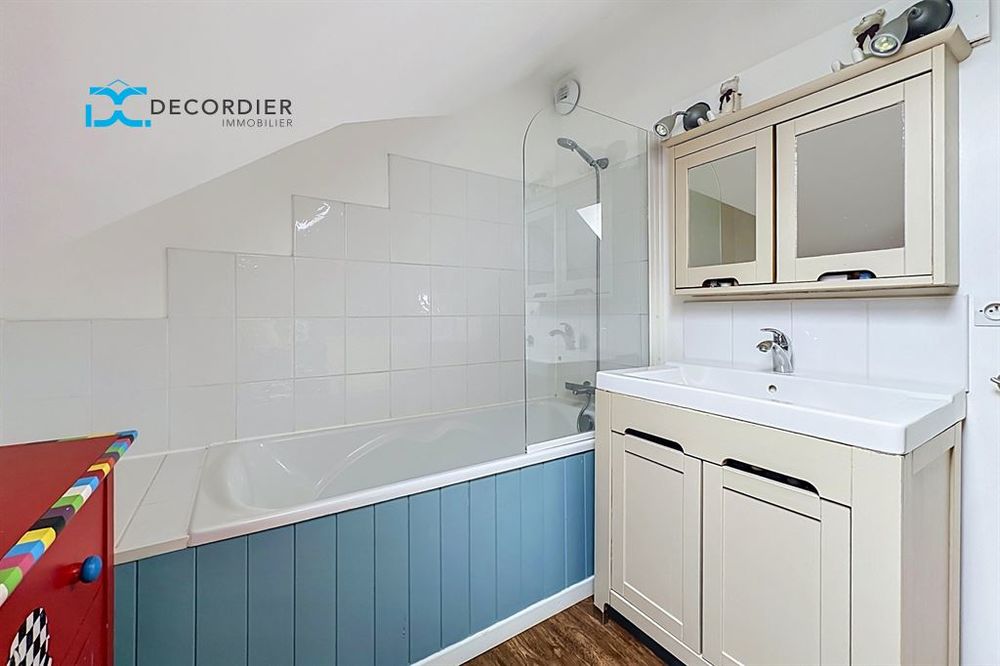 à vendre  Maison Saint-Paul-en-Chablais (74500)